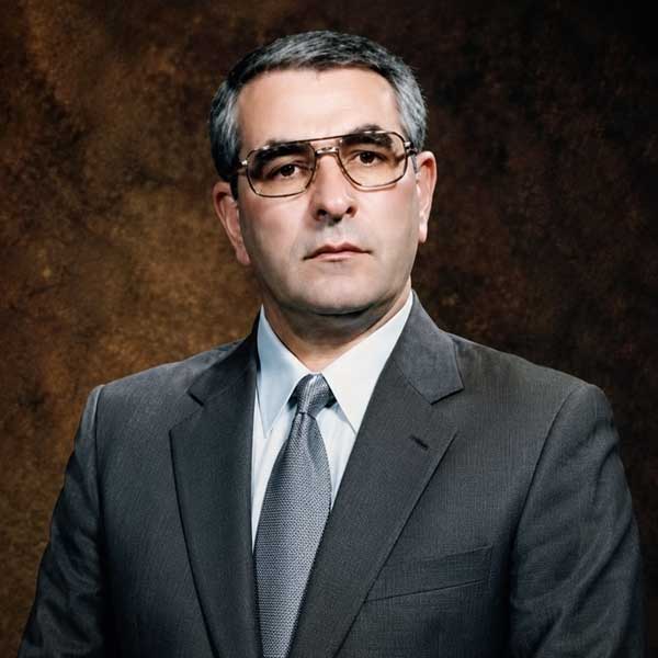 اکبر علی پسندی جراح و متخصص ارتوپدی در اردبیل